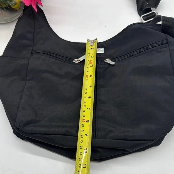 Baggallini Black Nylon Crossbody Bag NYB7886K - Picture 6 of 9